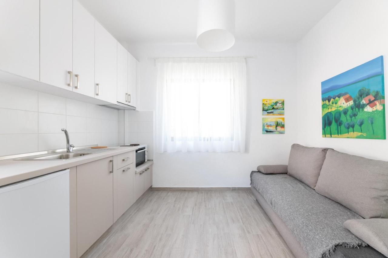 Valasi Apartments Skála Foúrkas Dış mekan fotoğraf