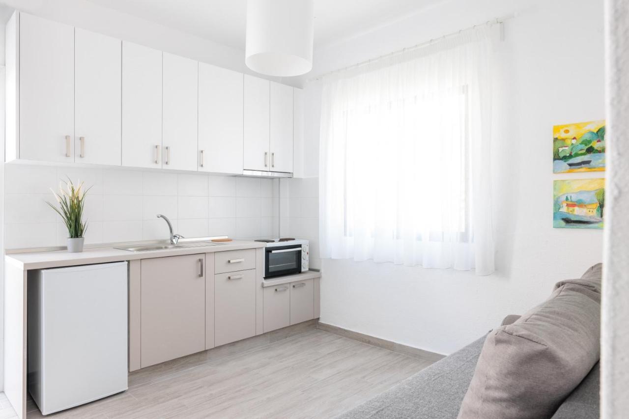 Valasi Apartments Skála Foúrkas Dış mekan fotoğraf